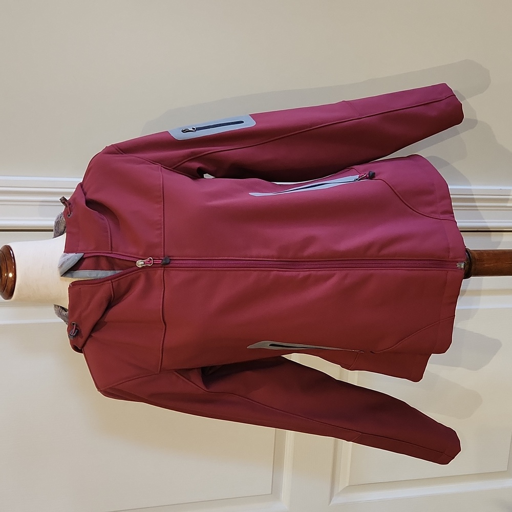 NWOT Eddie Bauer Jacket/WindbreakerMedium Maroon/Gray